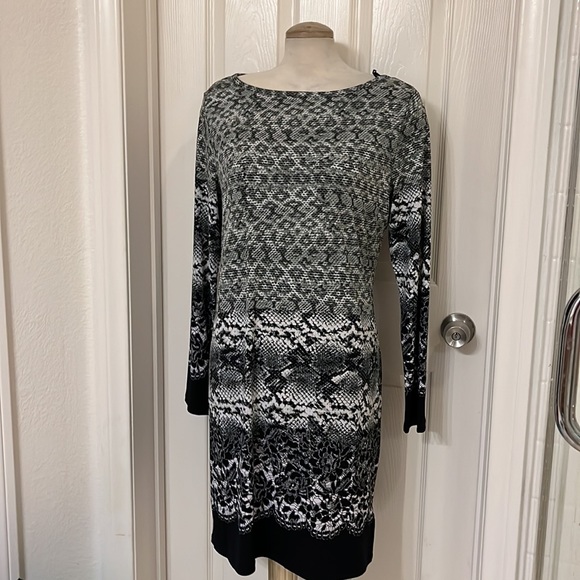 Michael Kors $99 long sleeve dress size XL - Picture 3 of 7